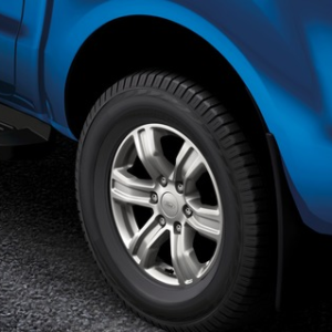 Disk iz lahke zlitine 17" s 6 kraki, srebrne barve